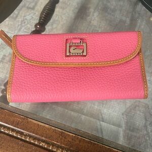 Leather Bubble gum Pink Dooney & Bourke wallet